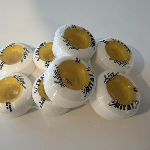 Juice Rita Wheel- 8 pack- White and Yellow